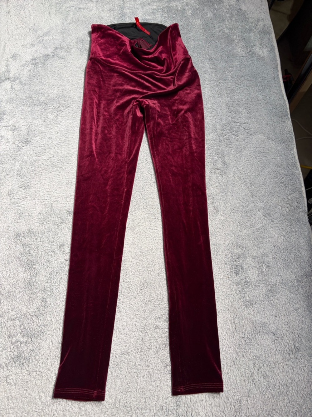 Spanx Burgundy Velvet Leggings medium